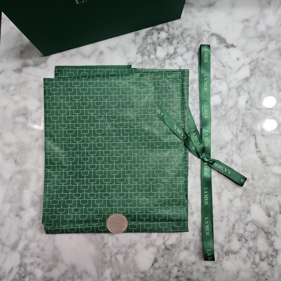 Large La Mer Box Set - Picture 2 of 5